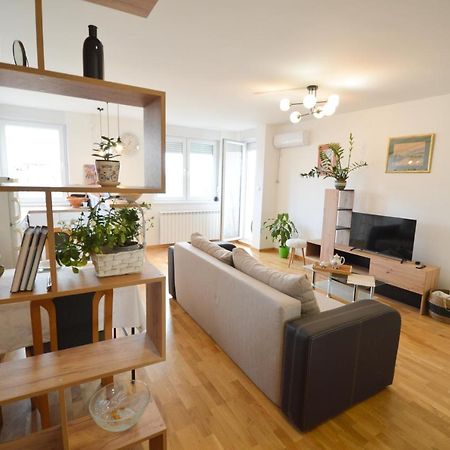 Shine24 - Spacious And Bright Apartment - New Novi Sad Exteriér fotografie