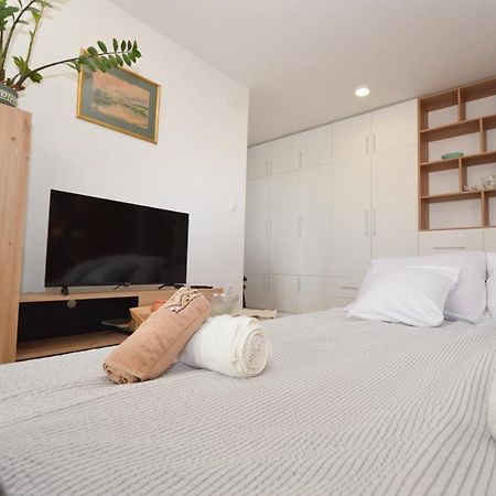 Shine24 - Spacious And Bright Apartment - New Novi Sad Exteriér fotografie