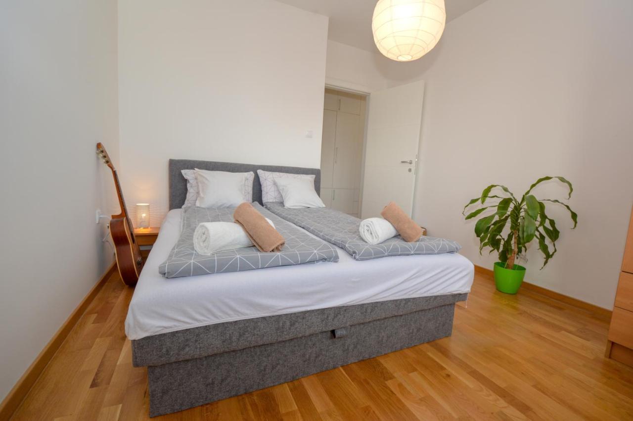 Shine24 - Spacious And Bright Apartment - New Novi Sad Exteriér fotografie